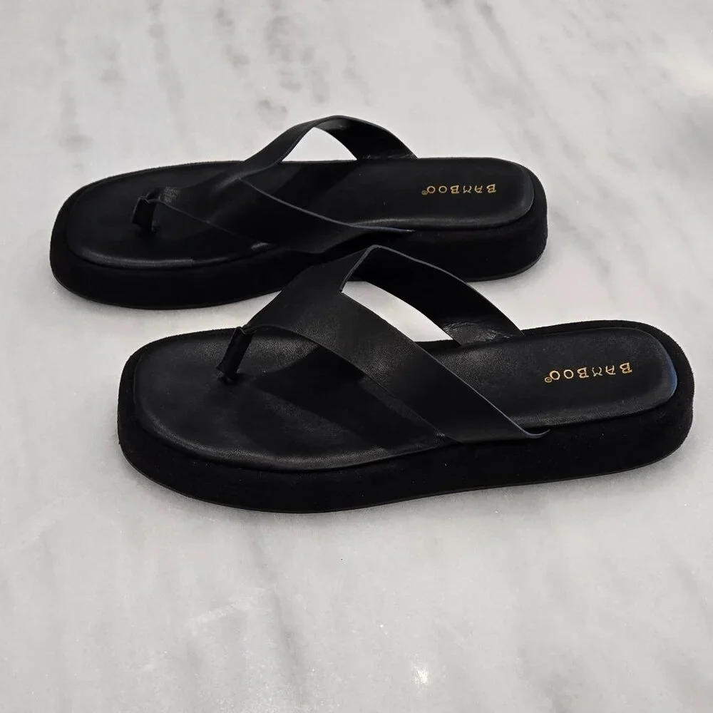 Bamboo Mayven - Black-  Platform Sandals - Size 10 - EUC - Picture 4 of 6